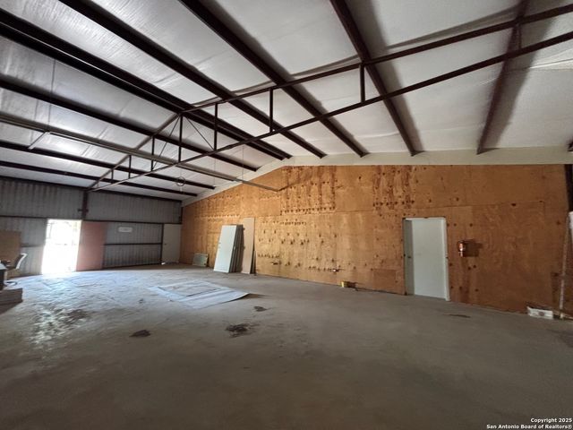 9520 US Highway 87 E Ste 3, San Antonio, TX 78263