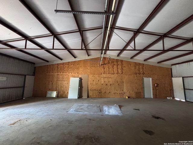 9520 US Highway 87 E Ste 3, San Antonio, TX 78263