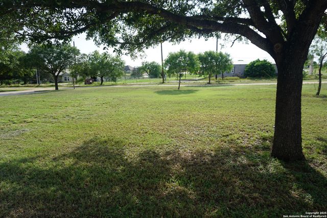 9520 US Highway 87 E Ste 3, San Antonio, TX 78263
