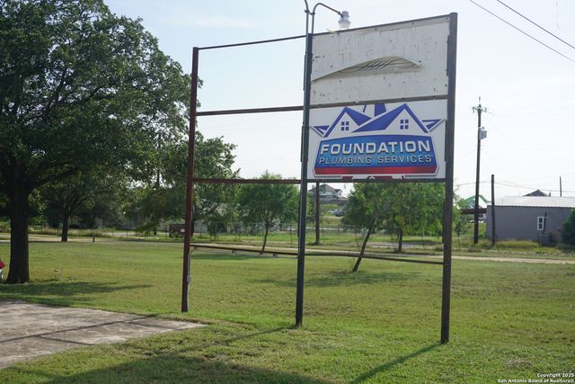 9520 US Highway 87 E Ste 3, San Antonio, TX 78263