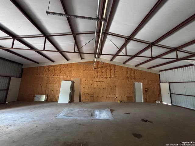 9520 US Highway 87 E Ste 3, San Antonio, TX 78263