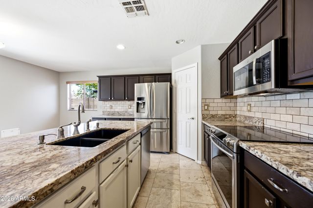 3289 E Waterman Street, Gilbert, AZ 85297
