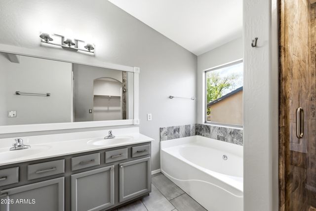 3289 E Waterman Street, Gilbert, AZ 85297