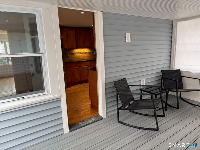 24 Deepwood Lane, Norwalk, CT 06854