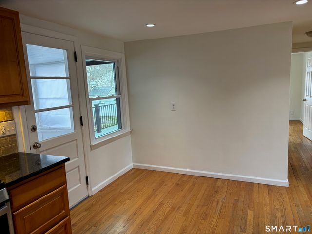 24 Deepwood Lane, Norwalk, CT 06854