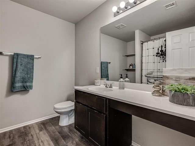 2009 Bosc Drive, Newcastle, OK 73065