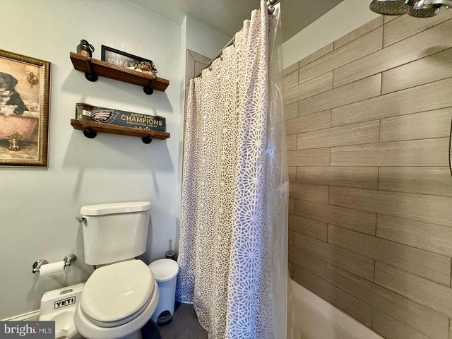 2310 EDGE HILL RD, Huntingdon Valley, PA 19006