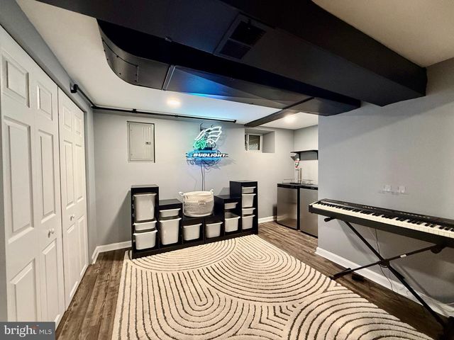 2310 EDGE HILL RD, Huntingdon Valley, PA 19006