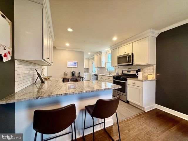 2310 EDGE HILL RD, Huntingdon Valley, PA 19006