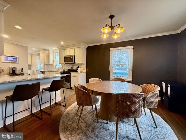 2310 EDGE HILL RD, Huntingdon Valley, PA 19006