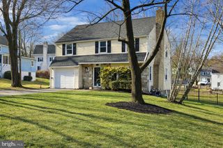 2310 EDGE HILL RD, Huntingdon Valley, PA 19006