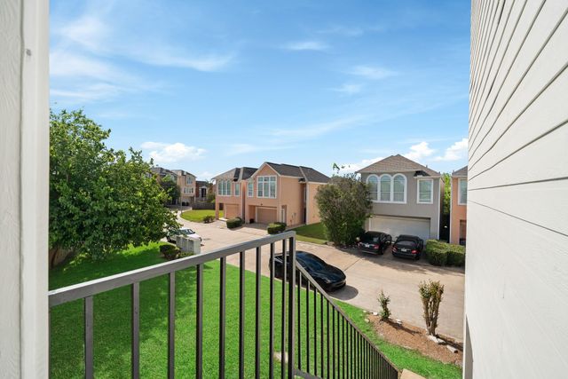 12606 Panther Villa Court, Houston, TX 77099