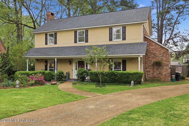 215 Comstock Lane, Madison, MS 39110