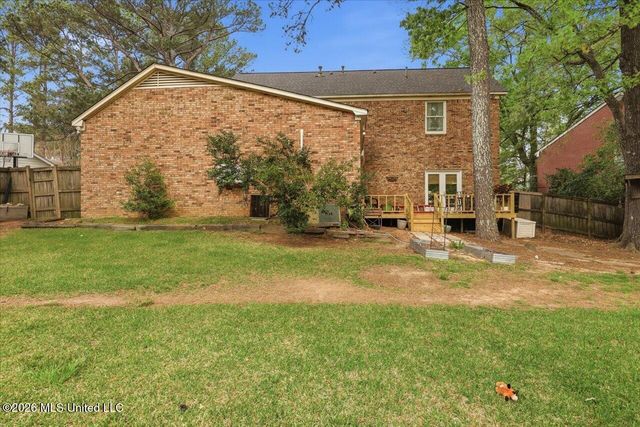 215 Comstock Lane, Madison, MS 39110