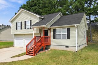 102 Huntington Way SE, Dallas, GA 30132