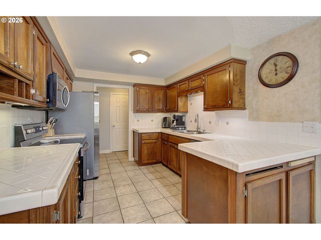 12719 Ne 85TH St, Vancouver, WA 98682