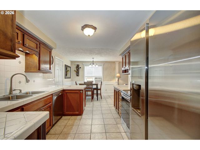 12719 Ne 85TH St, Vancouver, WA 98682