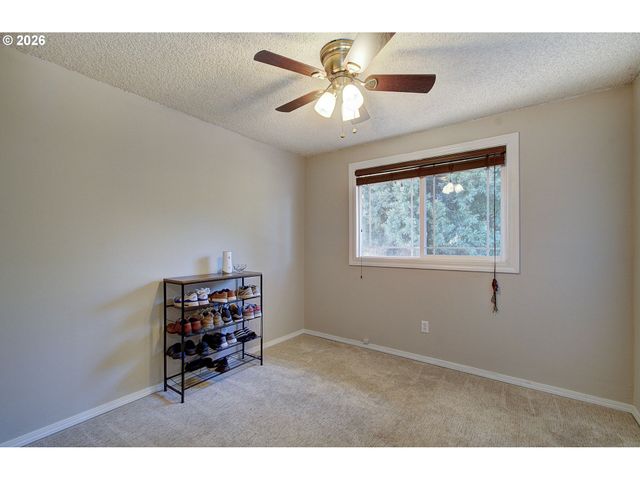 12719 Ne 85TH St, Vancouver, WA 98682