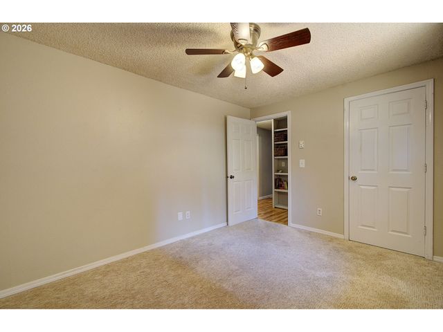 12719 Ne 85TH St, Vancouver, WA 98682