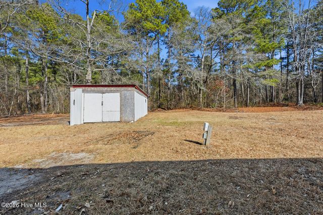 298 Foxwood Trail Road, New Bern, NC 28560