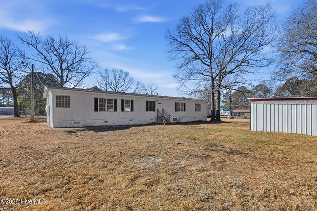 298 Foxwood Trail Road, New Bern, NC 28560