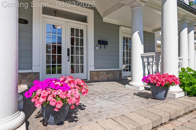 520 Pleasant Street, Birmingham, MI 48009