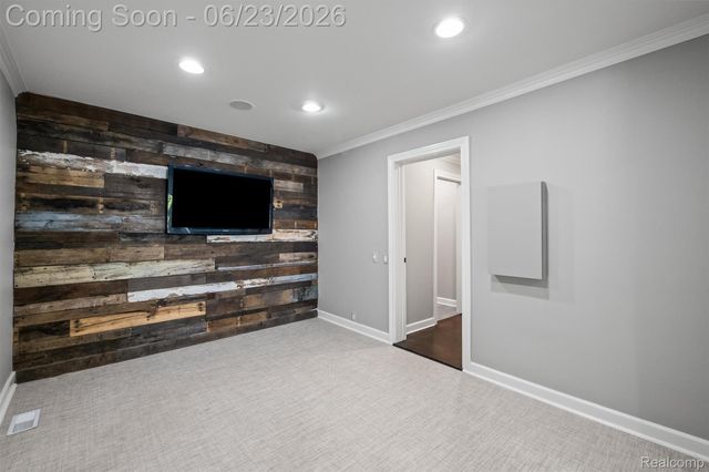 520 Pleasant Street, Birmingham, MI 48009