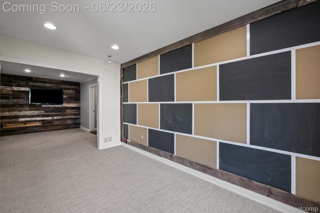 520 Pleasant Street, Birmingham, MI 48009