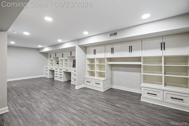 520 Pleasant Street, Birmingham, MI 48009