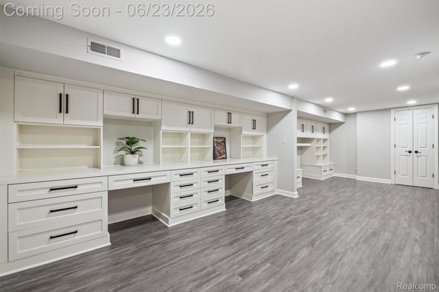 520 Pleasant Street, Birmingham, MI 48009