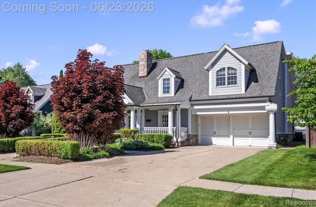 520 Pleasant Street, Birmingham, MI 48009
