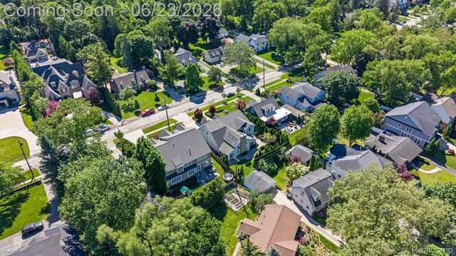520 Pleasant Street, Birmingham, MI 48009