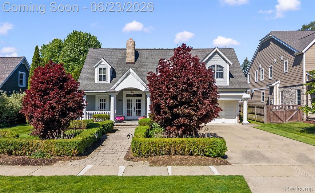 520 Pleasant Street, Birmingham, MI 48009