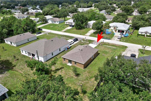 8756 103rd Avenue, Vero Beach, FL 32967