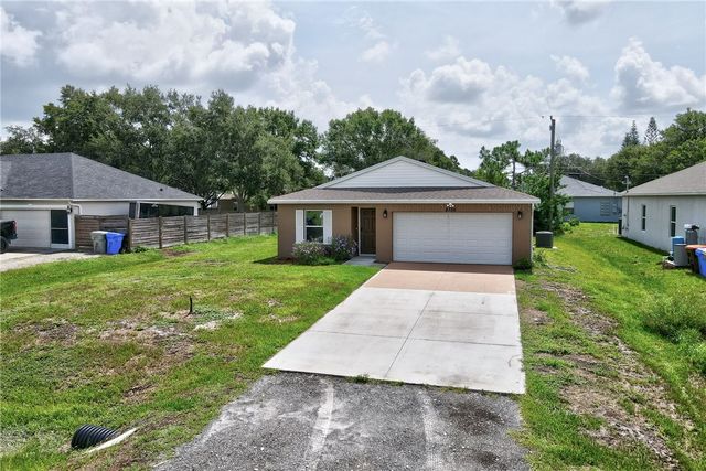8756 103rd Avenue, Vero Beach, FL 32967