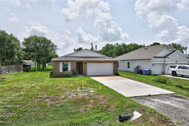 8756 103rd Avenue, Vero Beach, FL 32967