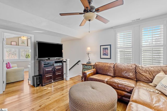 317 W Stone Avenue, Greenville, SC 29609