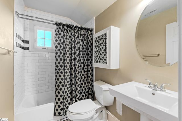 317 W Stone Avenue, Greenville, SC 29609