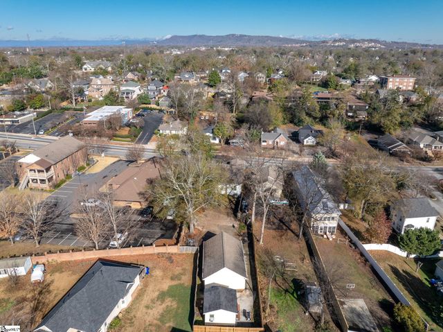 317 W Stone Avenue, Greenville, SC 29609