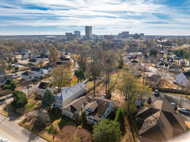 317 W Stone Avenue, Greenville, SC 29609