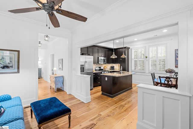317 W Stone Avenue, Greenville, SC 29609