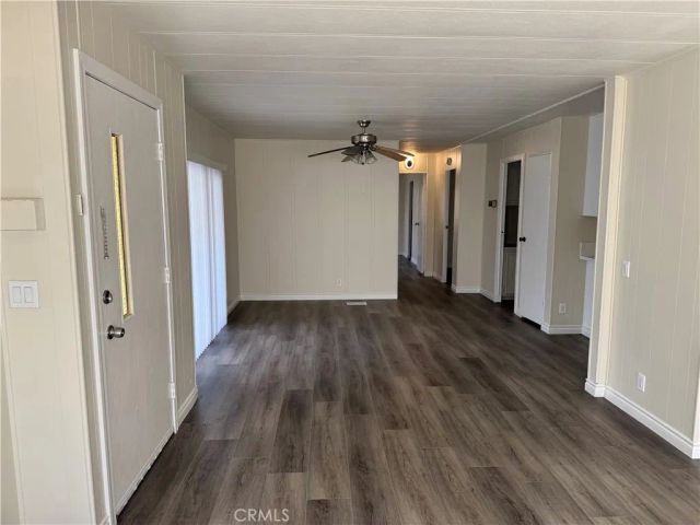 200 W san bernardino 76, Rialto, CA 92376