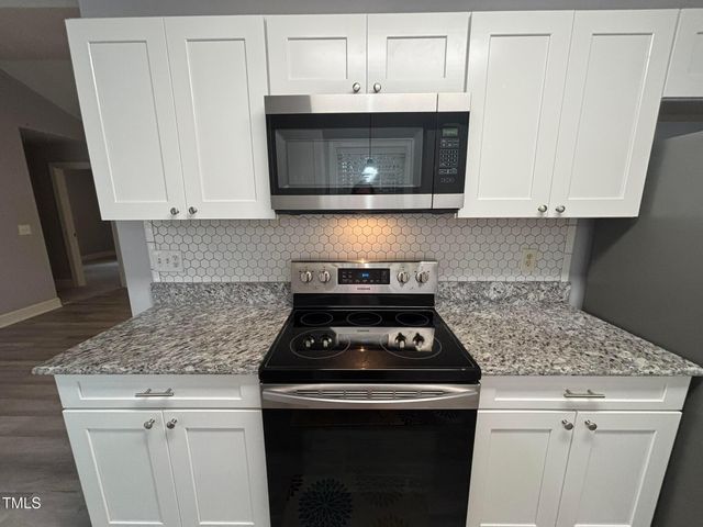 20 Hollyfield Lane, Youngsville, NC 27596