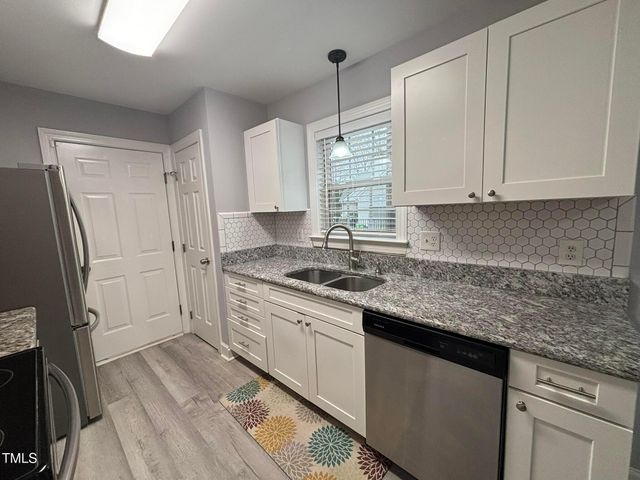 20 Hollyfield Lane, Youngsville, NC 27596