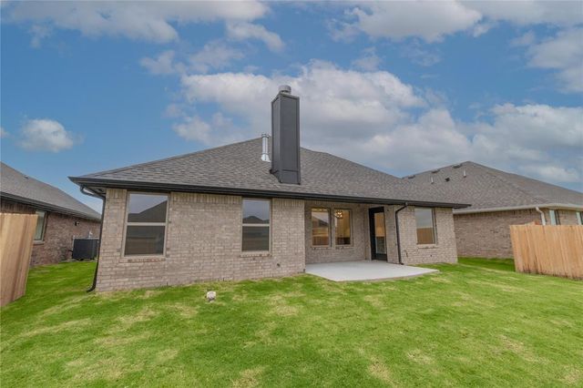 2301 NW 170th Street, Edmond, OK 73012