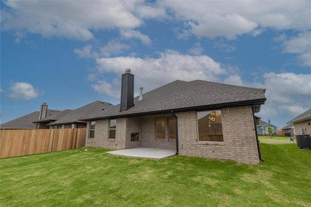 2301 NW 170th Street, Edmond, OK 73012