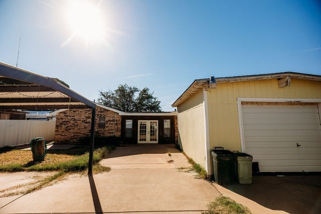 2814 W 3rd St, Odessa, TX 79763