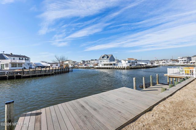 1075 Beach Haven West Boulevard, Beach Haven West, NJ 08050