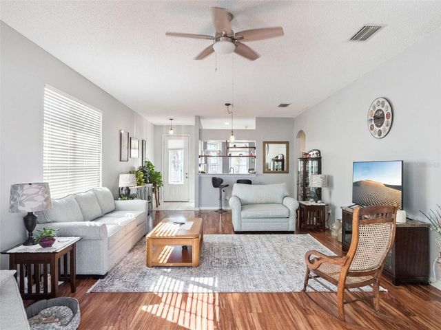 4921 GLEN COE STREET, Leesburg, FL 34748