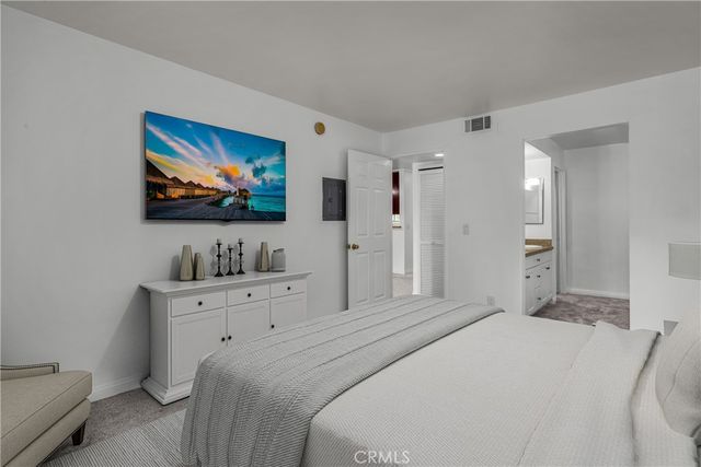 5500 Owensmouth Avenue 228, Woodland Hills, CA 91367